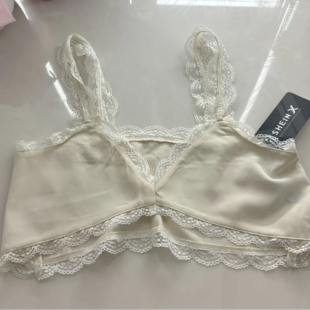 NWT SHEIN Crop Top - Picture 2 of 4